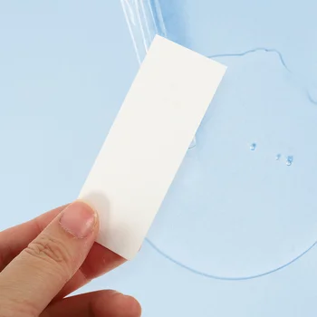 Belo Tkivo Laboratorij Za Čiščenje Papir Odtisi Test Oskrbe Odtisi Listov Olje, Ki Absorbira Tkiv Vode Vpojni Papir